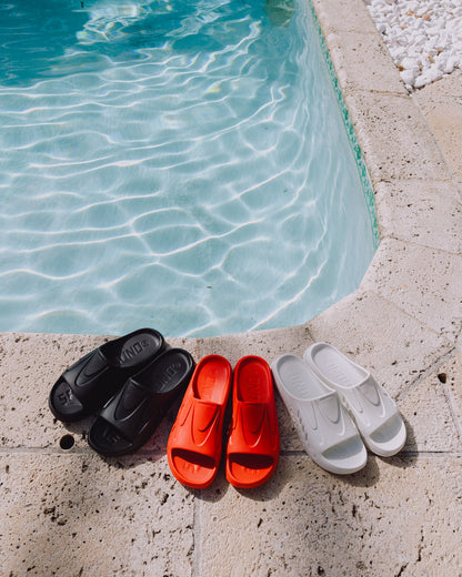 SPRAYGROUND® FOOTWEAR SHARKSLIDE: WHITE