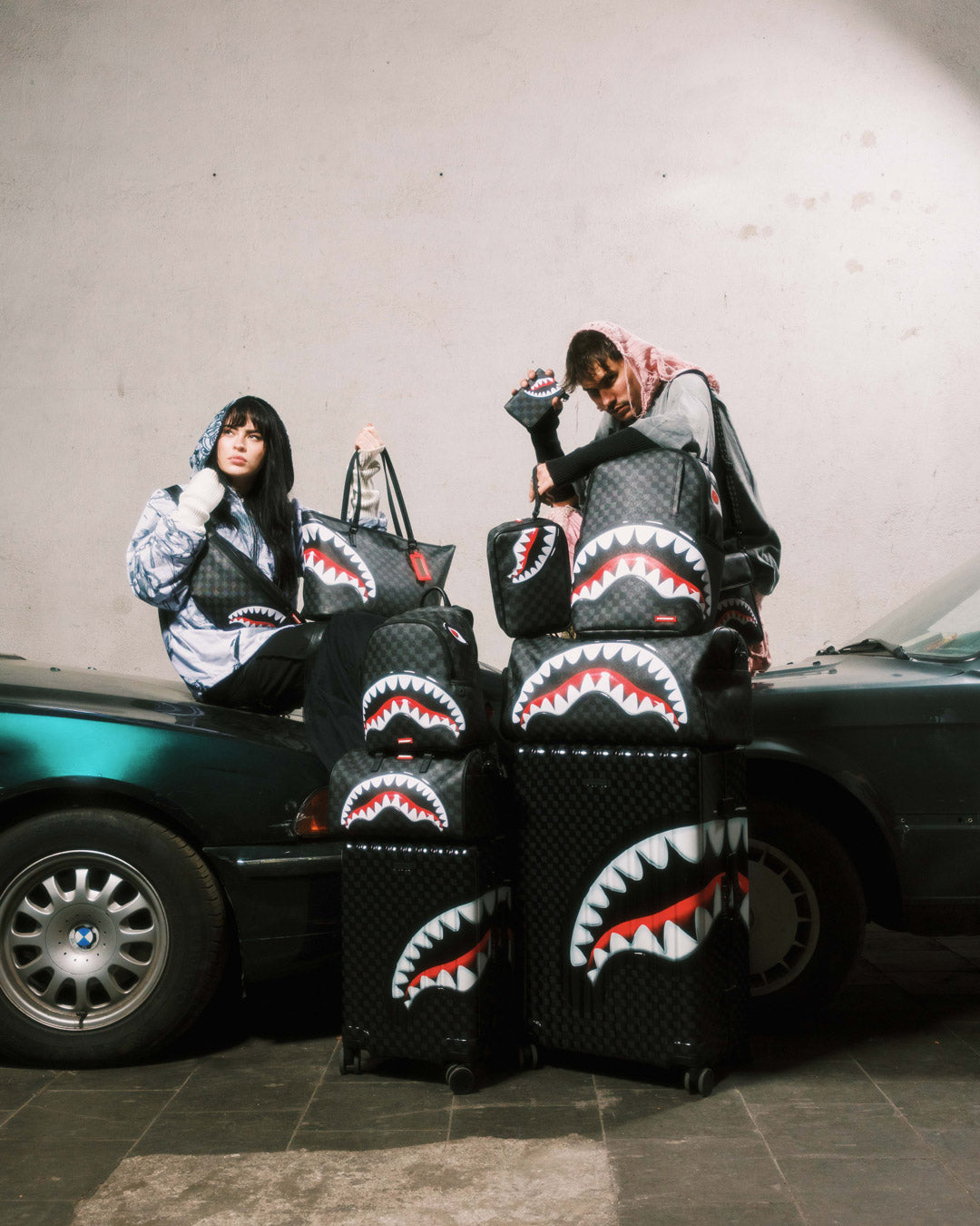 SPRAYGROUND® CROSSBODY SHARKS IN PARIS BALLOON BLACK SAVVY CROSSBODY