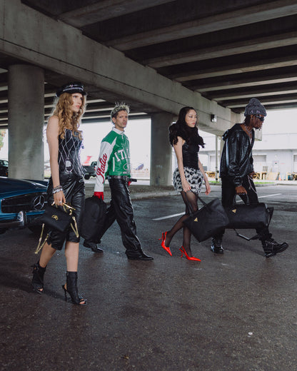 SPRAYGROUND® TOTE THE GOLDEN FANG SHARK TOTE
