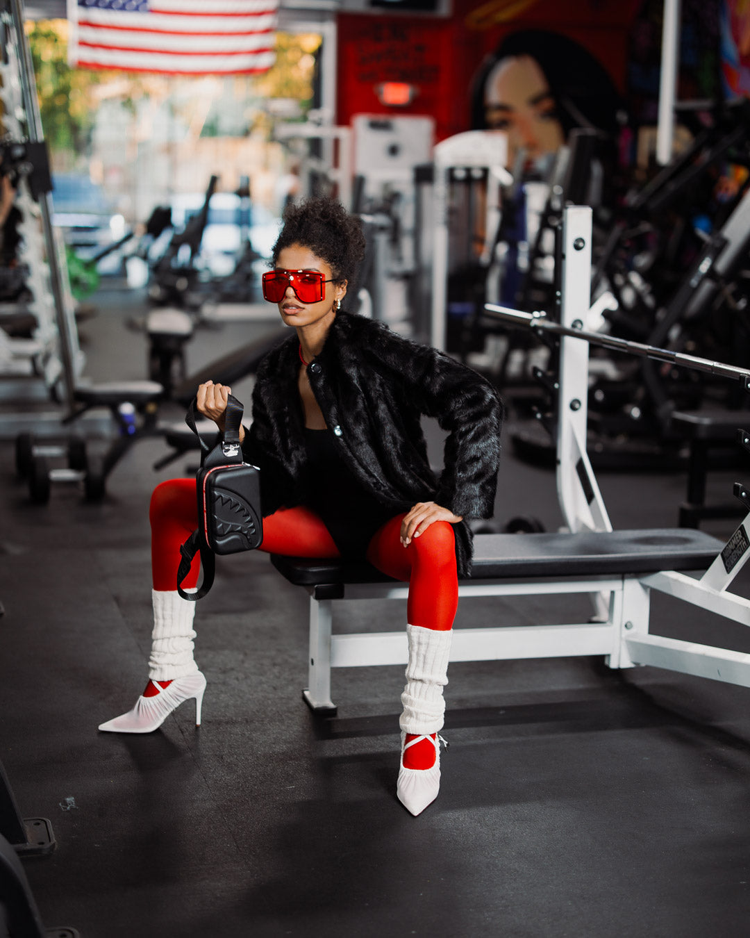 SPRAYGROUND® SLING THE HERO HARD-SHELL SLING